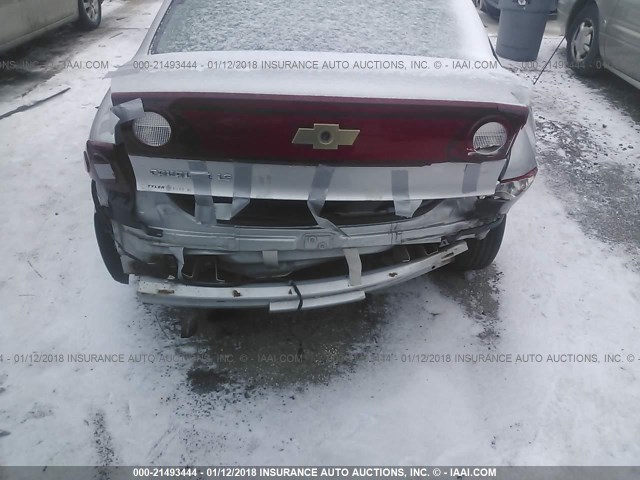 1G1JF52F047167210 - 2004 CHEVROLET CAVALIER LS 银色 照片 6