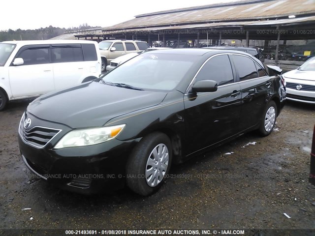 4T1BF3EKXBU643384 - 2011 TOYOTA CAMRY SE/LE/XLE GREEN photo 2