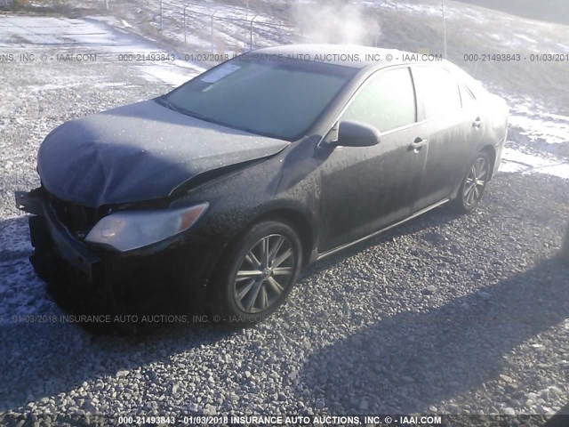 4T1BF1FK8CU180603 - 2012 TOYOTA CAMRY SE/LE/XLE შავი ფოტო 2