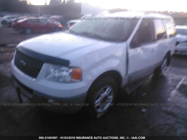 1FMPU16L63LB28543 - 2003 FORD EXPEDITION XLT WHITE photo 2