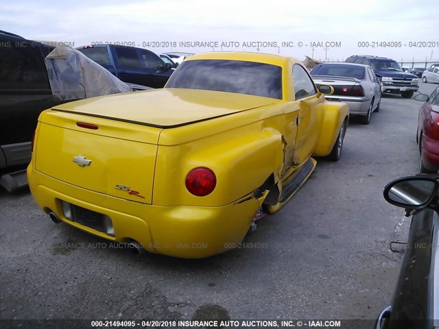 1GCES14H75B114255 - 2005 CHEVROLET SSR YELLOW photo 4