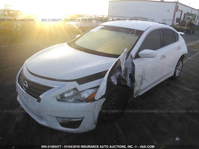 1N4AL3AP6DN537608 - 2013 NISSAN ALTIMA 2.5/S/SV/SL WHITE photo 2