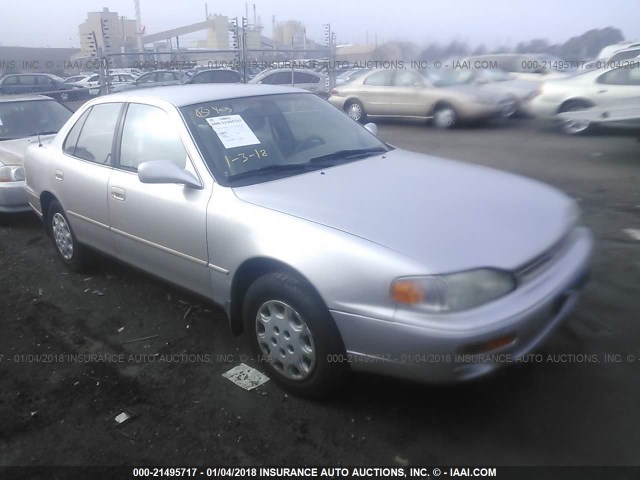 JT2BG12K9T0398511 - 1996 TOYOTA CAMRY DX/LE/XLE Pewter photo 1