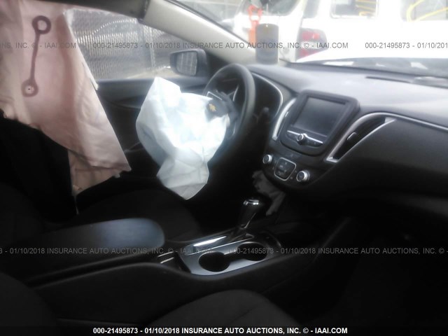 1G1ZB5ST1HF280342 - 2017 CHEVROLET MALIBU LS Gümüş foto 5