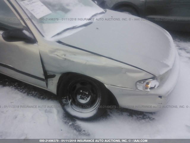 1Y1SK5280XZ446556 - 1999 CHEVROLET GEO PRIZM LSI SILVER photo 6