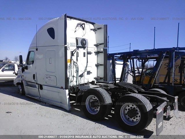 3AKJGLBG9DSFJ1870 - 2013 FREIGHTLINER CASCADIA 125  WHITE photo 3