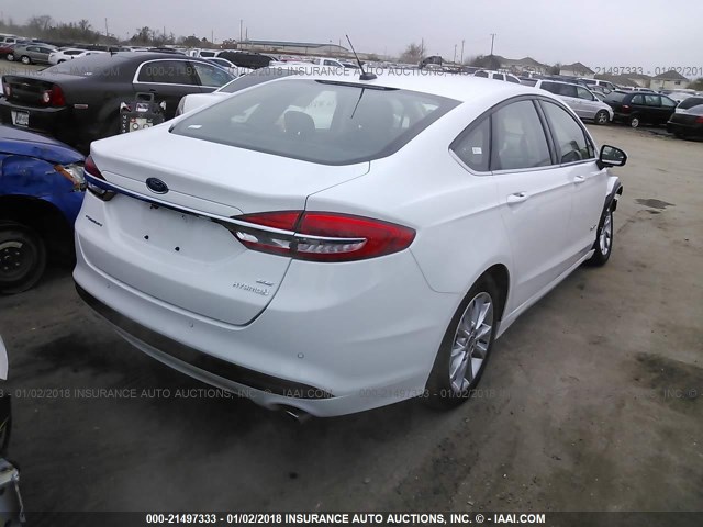 3FA6P0LU7HR325704 - 2017 FORD FUSION SE HYBRID WHITE photo 4