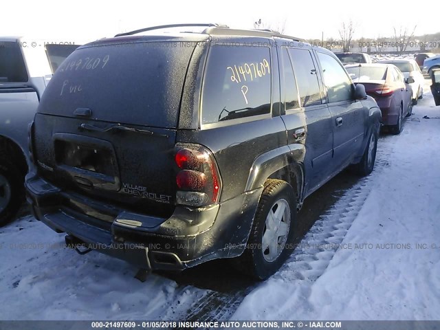 1GNDT13S022383965 - 2002 CHEVROLET TRAILBLAZER  BLACK photo 4