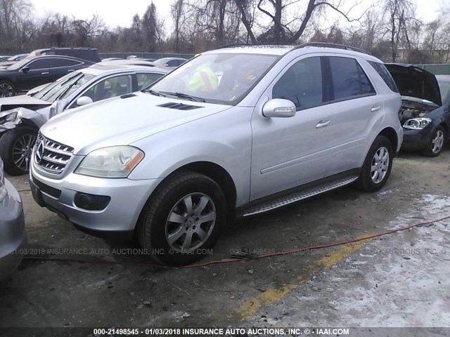 4JGBB22E87A178424 - 2007 MERCEDES-BENZ ML 320 CDI SILVER photo 2