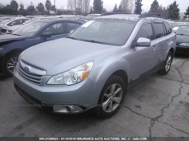 4S4BRBHC5C3212318 - 2012 SUBARU OUTBACK 2.5I PREMIUM SILVER photo 2