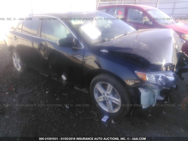 4T1BF1FKXCU166654 - 2012 TOYOTA CAMRY SE/LE/XLE BLACK photo 1