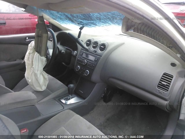 1N4AL21E99N485178 - 2009 NISSAN ALTIMA 2.5/2.5S WHITE photo 5