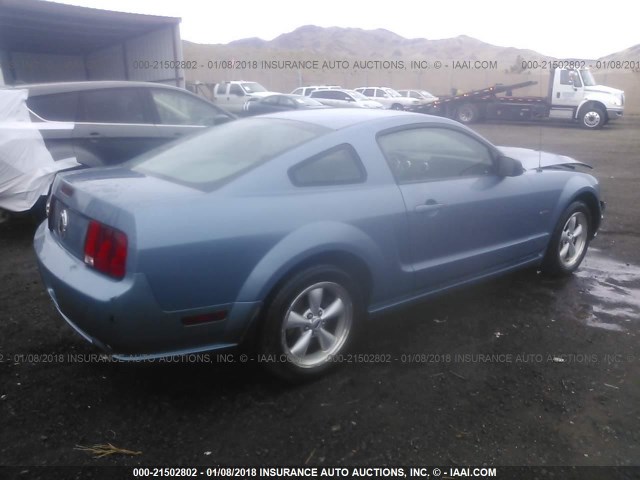 1ZVFT82HX75344061 - 2007 FORD MUSTANG GT BLUE photo 4