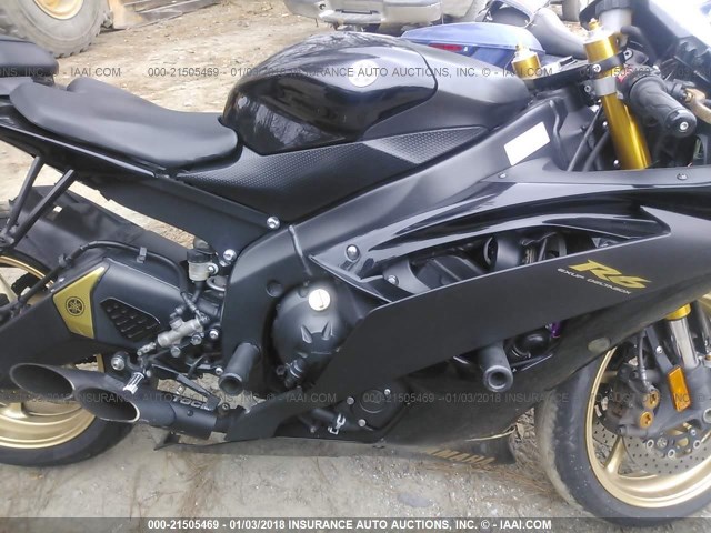 JYARJ16E69A015442 - 2009 YAMAHA YZFR6 BLACK photo 8