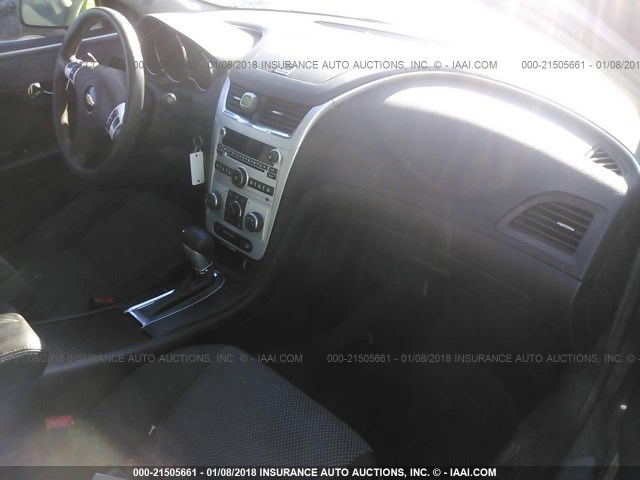 1G1ZC5EB6AF287938 - 2010 CHEVROLET MALIBU 1LT 灰色 照片 5