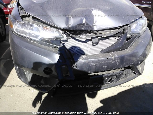 3HGGK5H57FM723356 - 2015 HONDA FIT LX GRAY photo 6