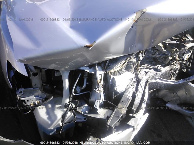 4T4BF3EK3BR104787 - 2011 TOYOTA CAMRY SE/LE/XLE SILVER photo 6