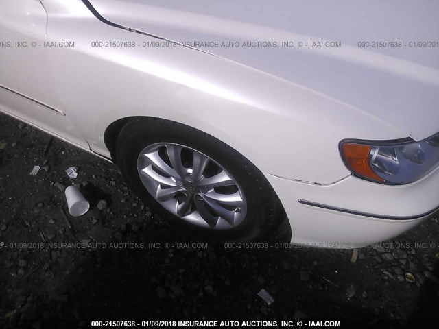 KMHFC46F38A274427 - 2008 HYUNDAI AZERA SE/LIMITED WHITE photo 6