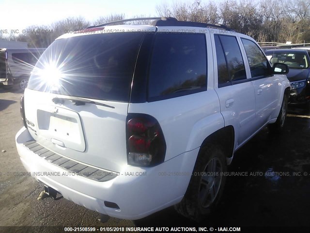 1GNDS13S872266466 - 2007 CHEVROLET TRAILBLAZER LS/LT WHITE photo 4