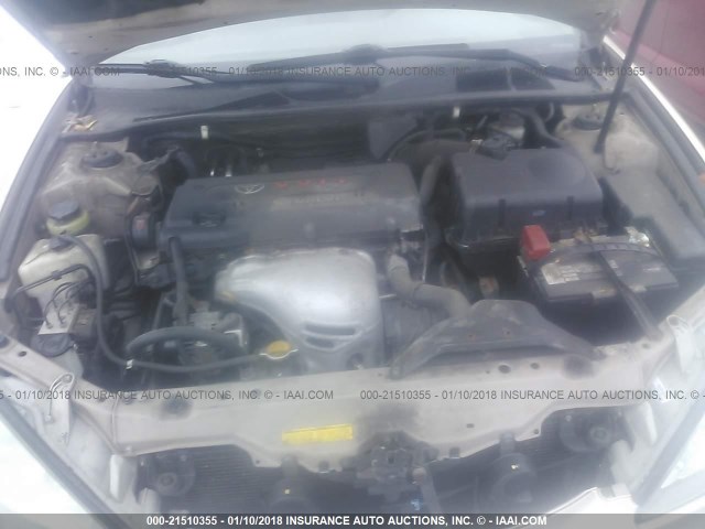 4T1BE32K72U601973 - 2002 TOYOTA CAMRY LE/XLE/SE GOLD photo 10