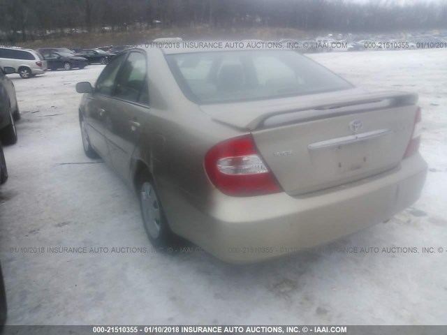 4T1BE32K72U601973 - 2002 TOYOTA CAMRY LE/XLE/SE GOLD photo 3