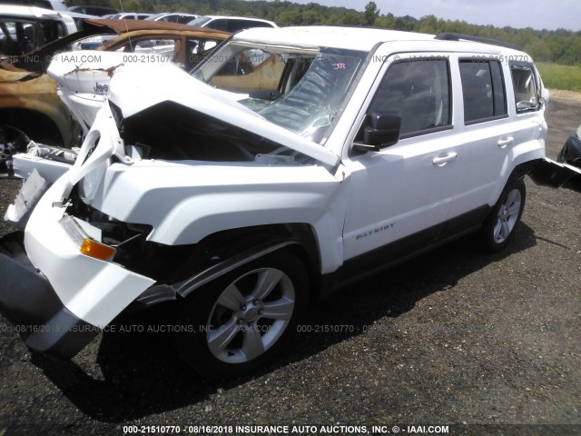 1C4NJPFB7DD223252 - 2013 JEEP PATRIOT LATITUDE WHITE photo 2