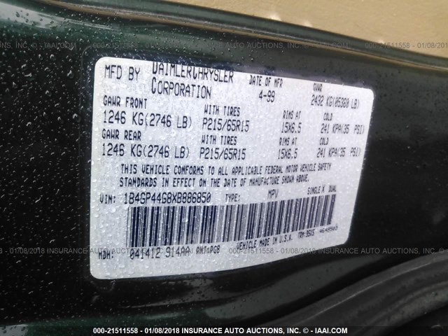 1B4GP44G8XB886850 - 1999 DODGE GRAND CARAVAN SE/SPORT GREEN photo 9