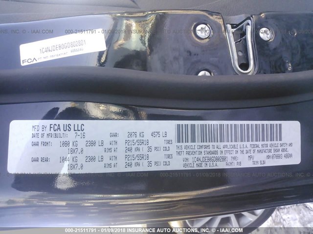 1C4NJDEB0GD802801 - 2016 JEEP COMPASS LATITUDE Schwarz Foto 9