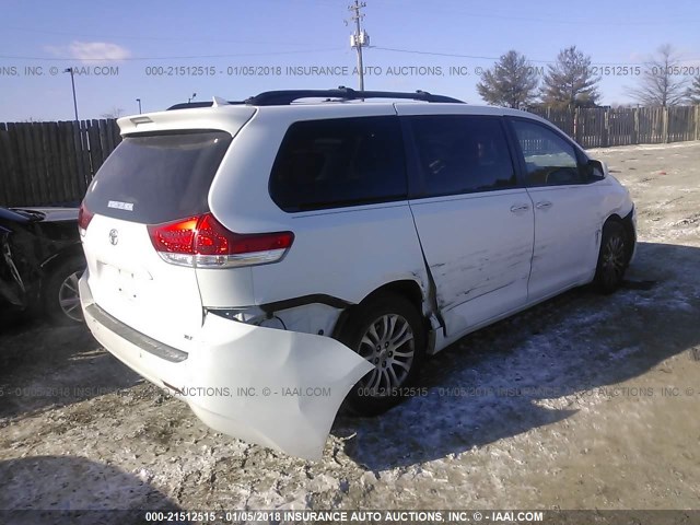 5TDYK3DC8BS064337 - 2011 TOYOTA SIENNA XLE/LIMITED WHITE photo 4