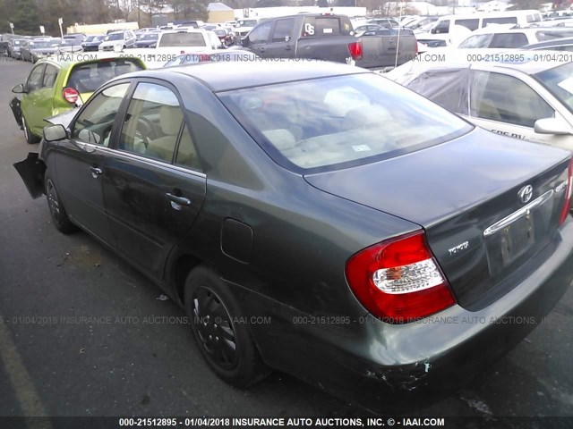 JTDBE32K520030592 - 2002 TOYOTA CAMRY LE/XLE/SE GREEN photo 3