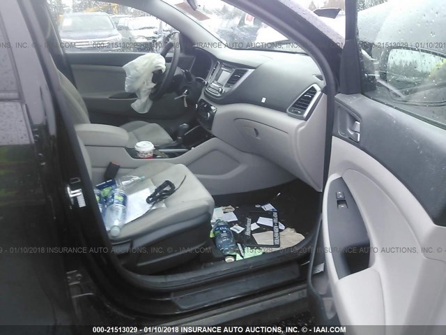 KM8J3CA26GU154028 - 2016 HYUNDAI TUCSON LIMITED/SPORT AND ECO/SE BLACK photo 5