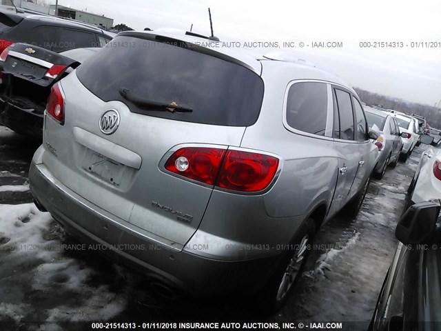 5GAKRBED4BJ216258 - 2011 BUICK ENCLAVE CXL SILVER photo 4