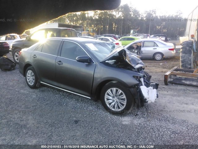 4T1BF1FKXEU300856 - 2014 TOYOTA CAMRY L/SE/LE/XLE 灰色 照片 1