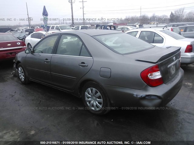 4T1BE32K12U577797 - 2002 TOYOTA CAMRY LE/XLE/SE 银色 照片 3