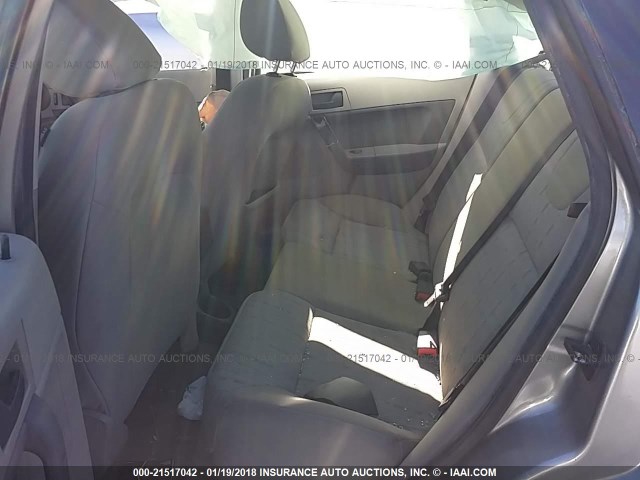 1FAHP35N08W201383 - 2008 FORD FOCUS SE/SEL/SES GRAY photo 8