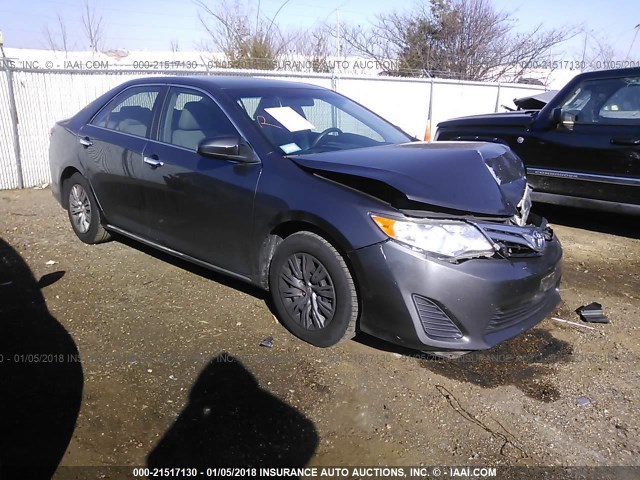 4T4BF1FK4CR176313 - 2012 TOYOTA CAMRY SE/LE/XLE GRAY photo 1