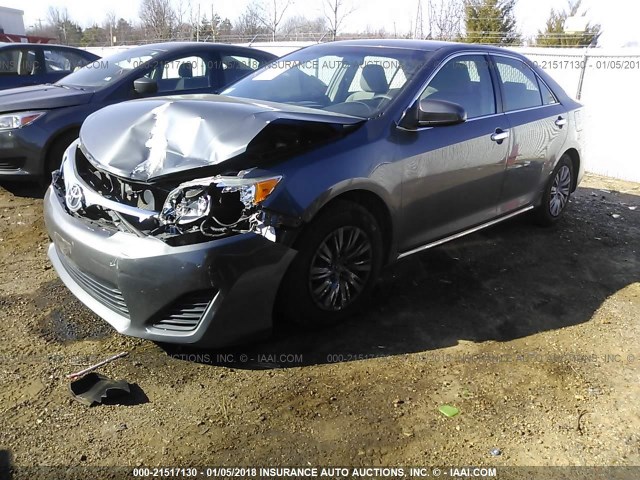 4T4BF1FK4CR176313 - 2012 TOYOTA CAMRY SE/LE/XLE GRAY photo 2