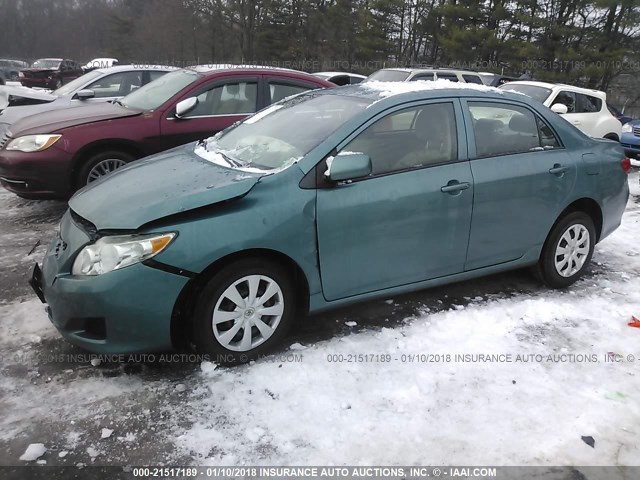 2T1BU40E09C104426 - 2009 TOYOTA COROLLA S/LE/XLE GREEN photo 2