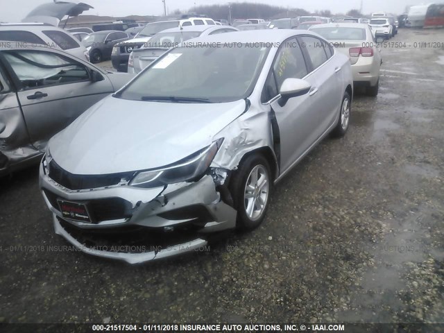 1G1BE5SM7H7183707 - 2017 CHEVROLET CRUZE LT SILVER photo 2