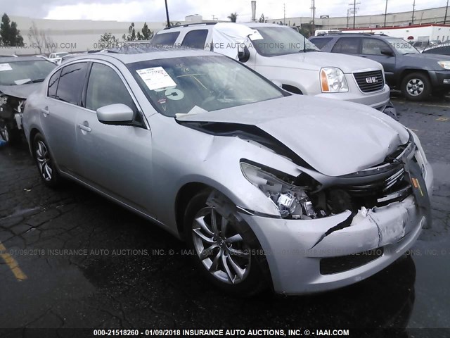 JNKCV61E89M302992 - 2009 INFINITI G37 JOURNEY/SPORT SILVER photo 1