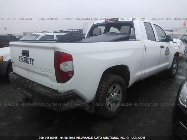 5TFUM5F12GX068496 - 2016 TOYOTA TUNDRA DOUBLE CAB SR/SR5 WHITE photo 4