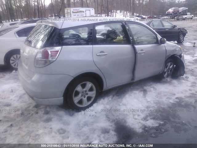 2T1KR32E87C677838 - 2007 TOYOTA COROLLA MATRIX XR SILVER photo 4