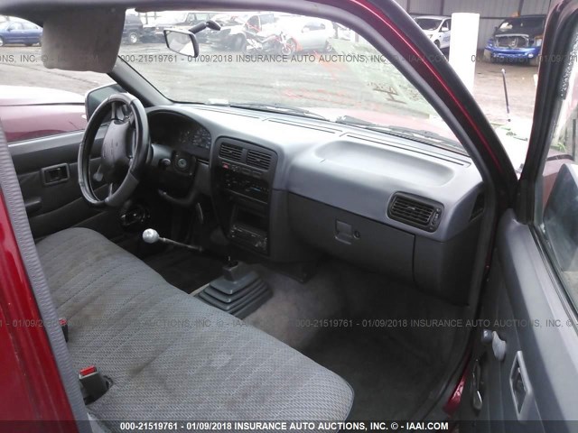 1N6SD11S0TC354670 - 1996 NISSAN TRUCK XE RED photo 5