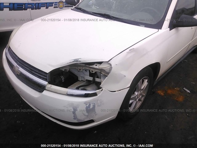 1G1ZT62824F202581 - 2004 CHEVROLET MALIBU MAXX LS WHITE photo 6