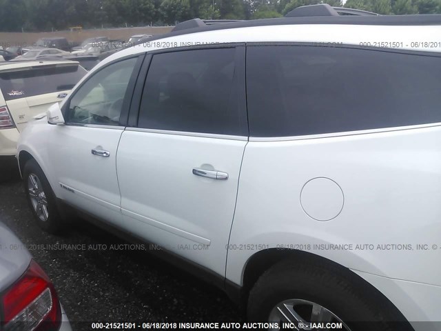 1GNER23D19S122204 - 2009 CHEVROLET TRAVERSE LT WHITE photo 3