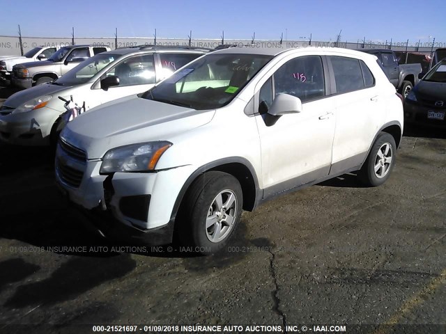 KL7CJPSB3FB250957 - 2015 CHEVROLET TRAX 1LS WHITE photo 2