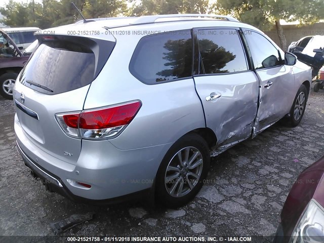 5N1AR2MN7EC613262 - 2014 NISSAN PATHFINDER S/SV/SL/PLATINUM SILVER photo 4