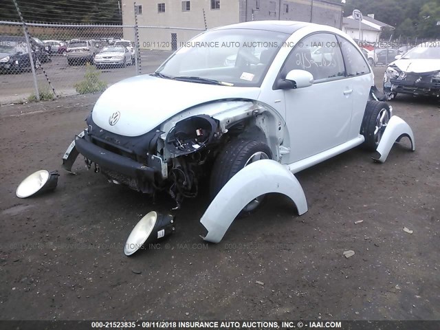 3VWRG3AG4AM035765 - 2010 VOLKSWAGEN NEW BEETLE 绿色 照片 2