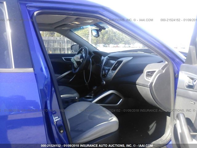 KMHTC6AD7CU072010 - 2012 HYUNDAI VELOSTER BLUE photo 5