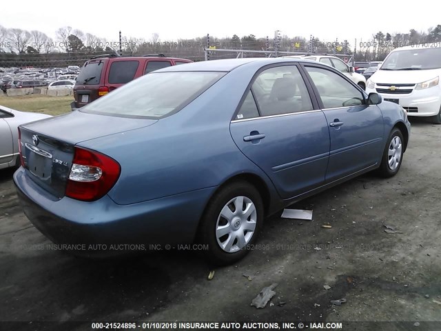 4T1BE32K44U904972 - 2004 TOYOTA CAMRY LE/XLE/SE BLUE photo 4